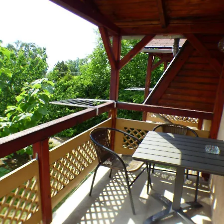 Vitorlas Apartmanhaz Siofok Exterior photo